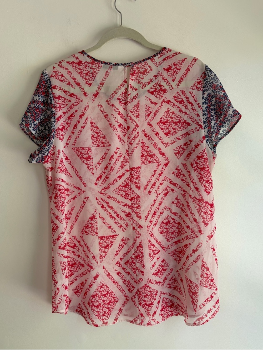 CAbi #732 Coquette Red White and Blue Semi Sheer Short Sleeve Blouse Size L - Picture 4 of 5
